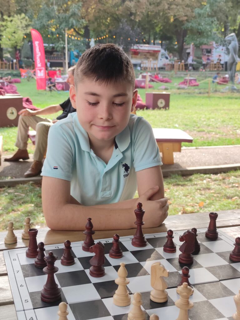 300427966_5681082001925763_2377445731301051019_n